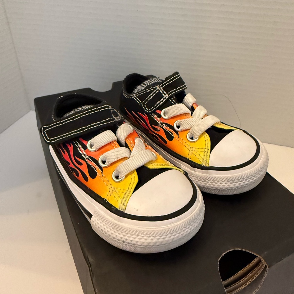 Converse All Star Fire Flame Low Canvas Hook & Loop Sneakers Kids InFant US 4